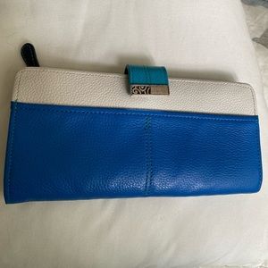 Brighton Barbados 2-Tone Large Clutch Wallet